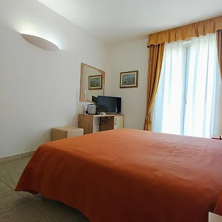 Smeraldo 3* Orbetello