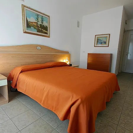 Hotel Smeraldo 3*